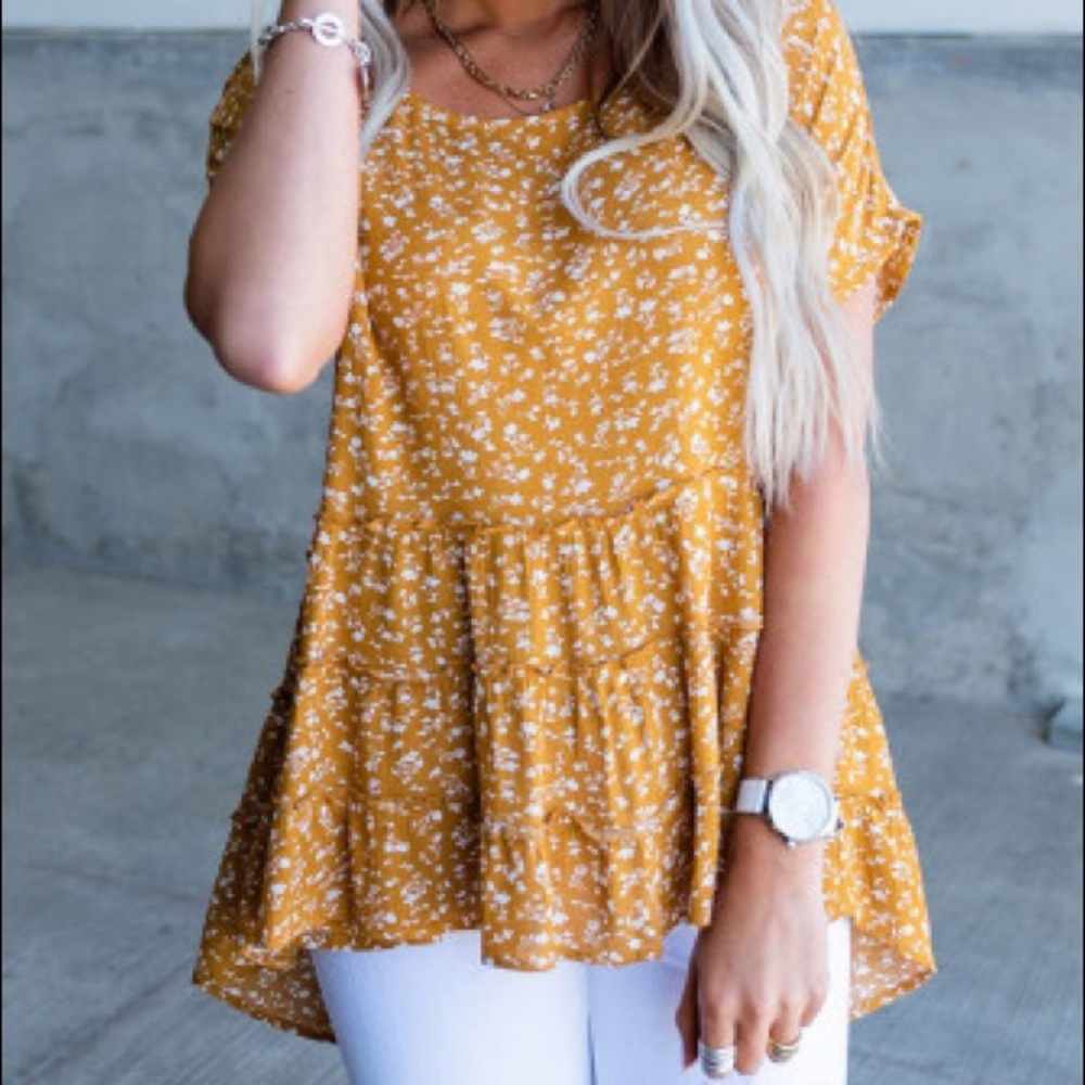 Yellow Ditsy Floral Print Tiered Babydoll Short Sleeve Blouse